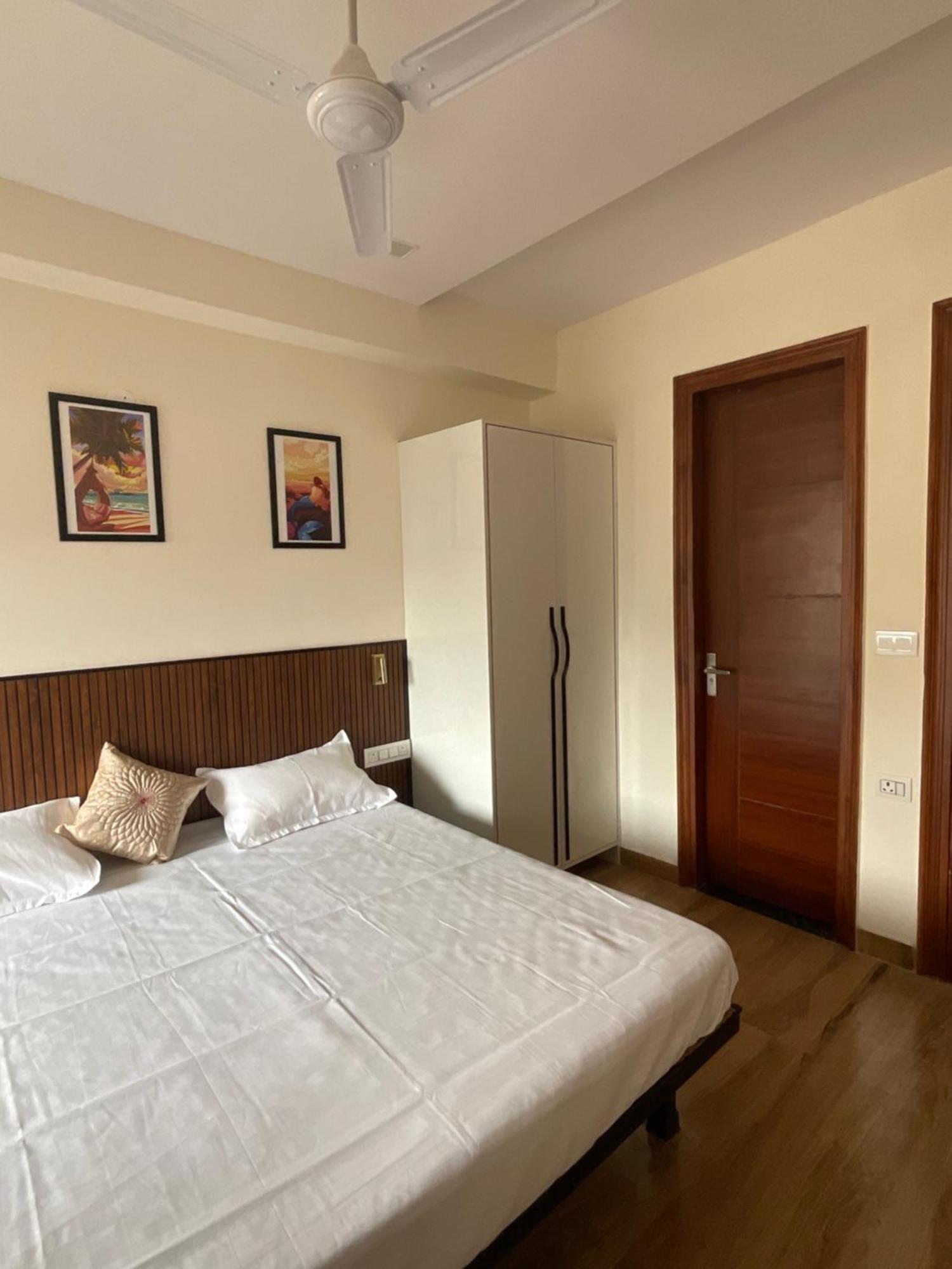 Downtown Studios Gurgaon Esterno foto