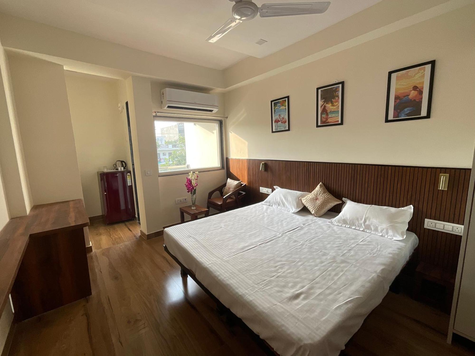 Downtown Studios Gurgaon Esterno foto