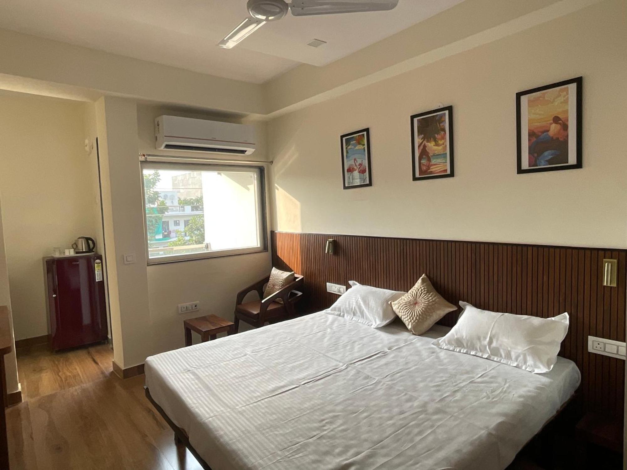 Downtown Studios Gurgaon Esterno foto